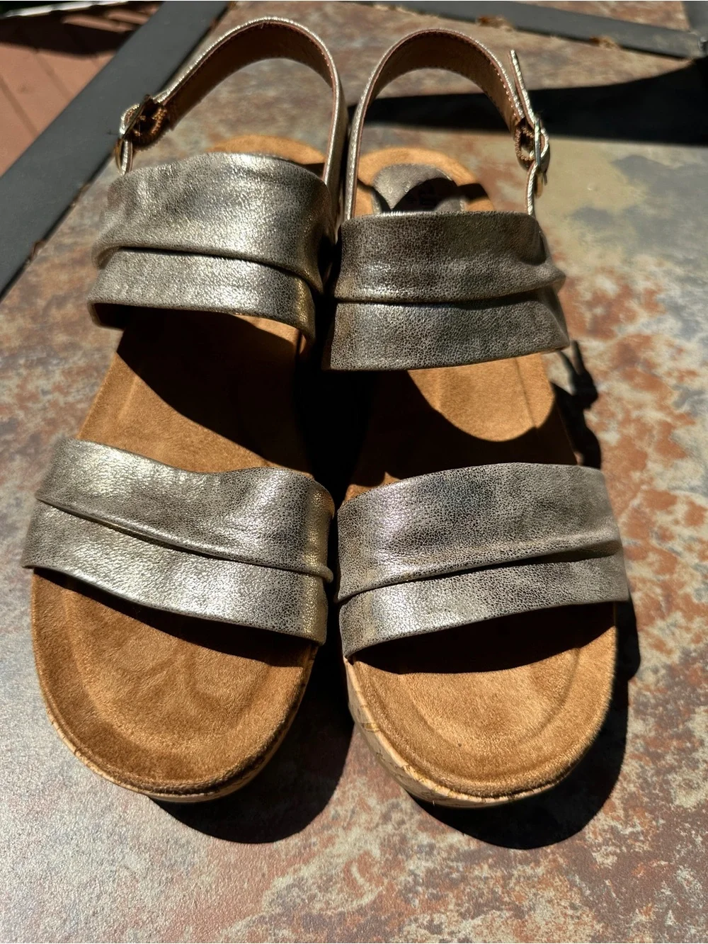 Eurosoft Metallic Wedge Sandals – BRAND NEW – Comfort Cushioned – Size 9 1/2 - Picture 1 of 5